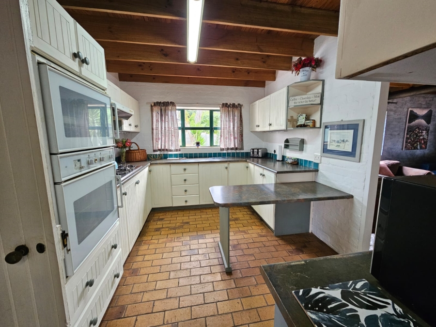 3 Bedroom Property for Sale in Stilbaai Wes Western Cape